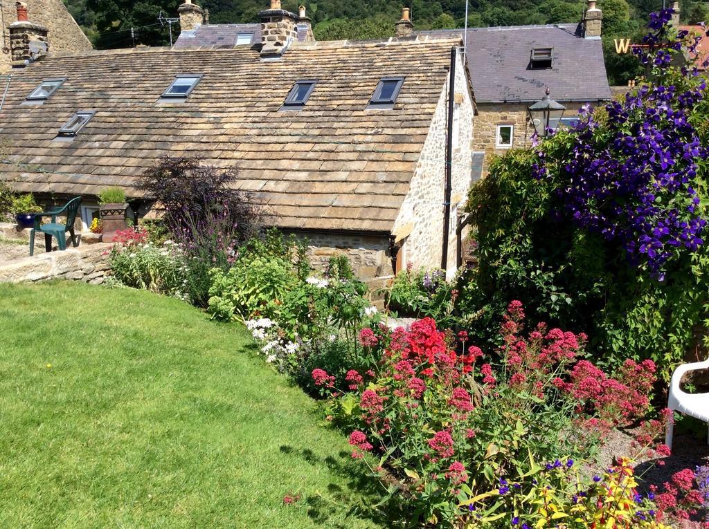 West End Cottage And Shippon Eyam Habitación foto