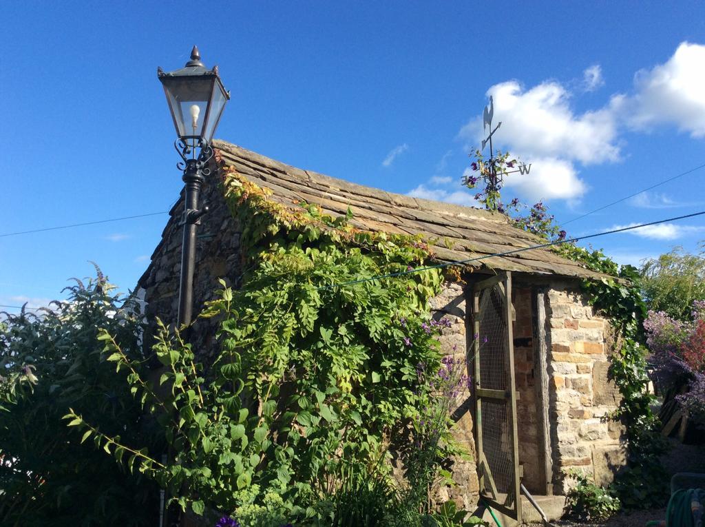 West End Cottage And Shippon Eyam Habitación foto